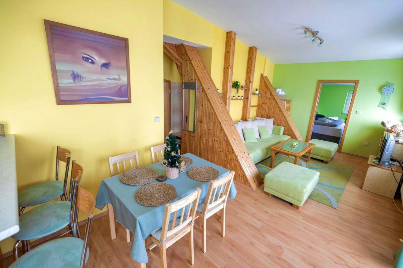 Hills View Apartment Donovaly Buitenkant foto